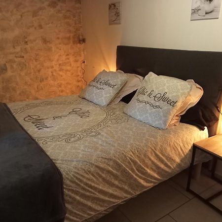 La Dame Blanche Bed and Breakfast Saint-Maurice-dʼIbie Exteriör bild