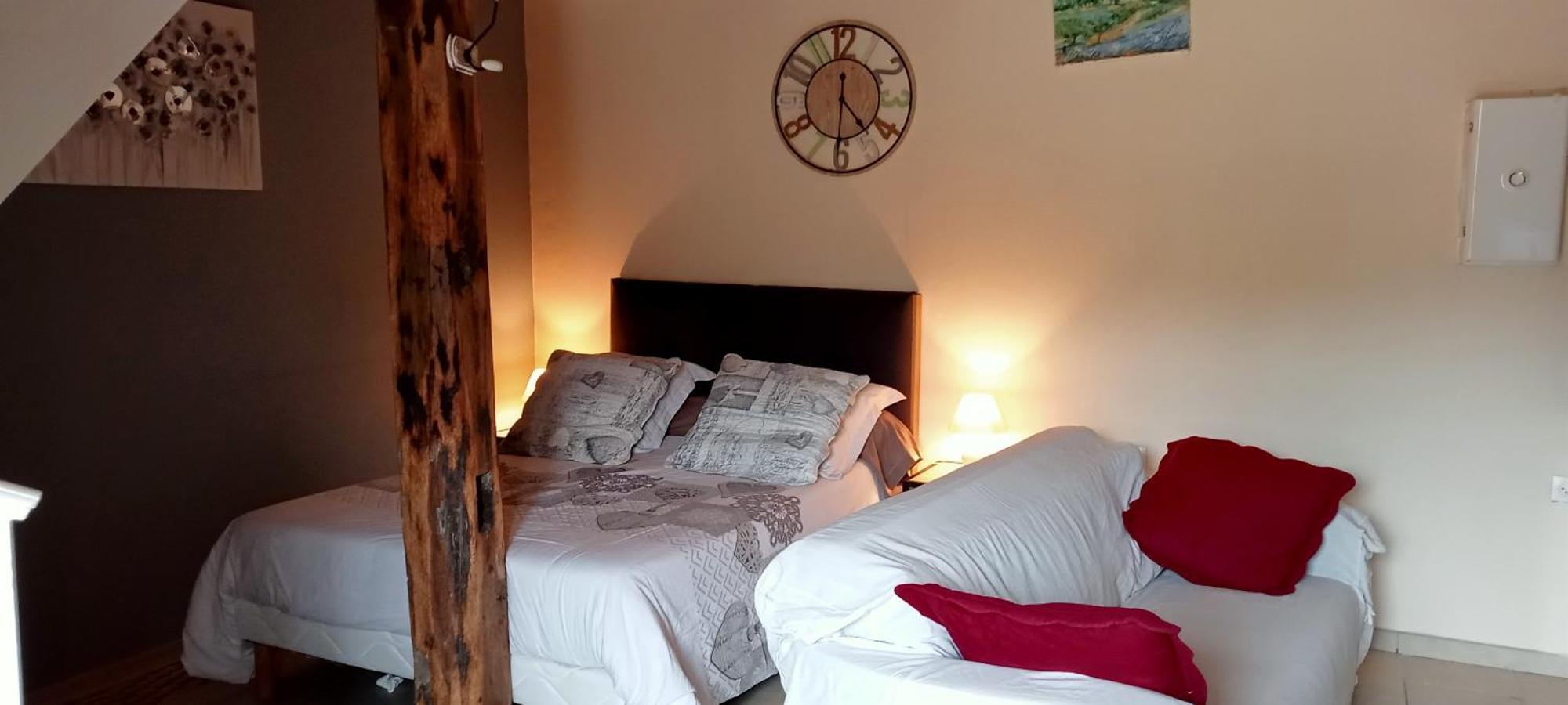 La Dame Blanche Bed and Breakfast Saint-Maurice-dʼIbie Exteriör bild